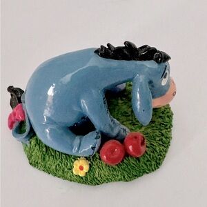 Vintage Tiny Kingdom Disney’s Eeyore mini figurine